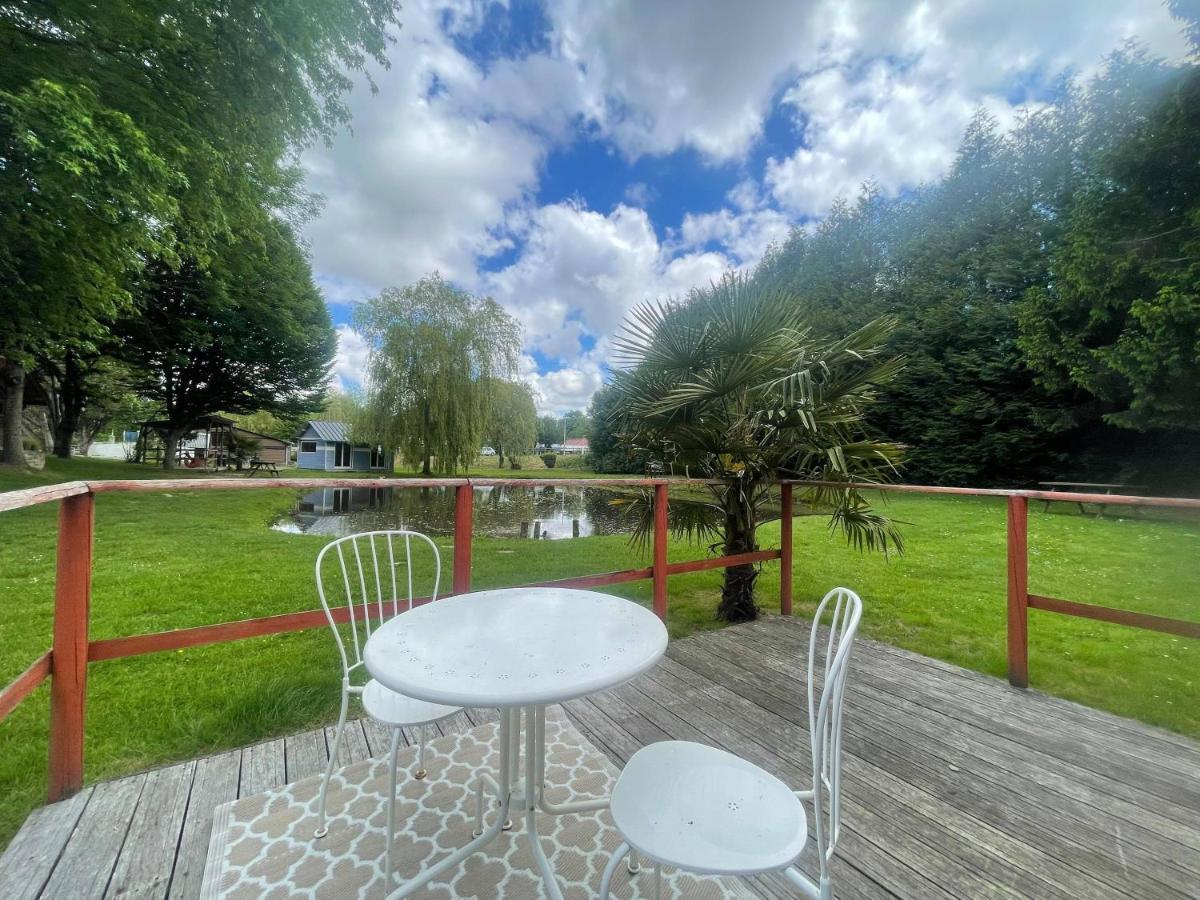 Les Etangs De Planquery Hotel Exterior photo
