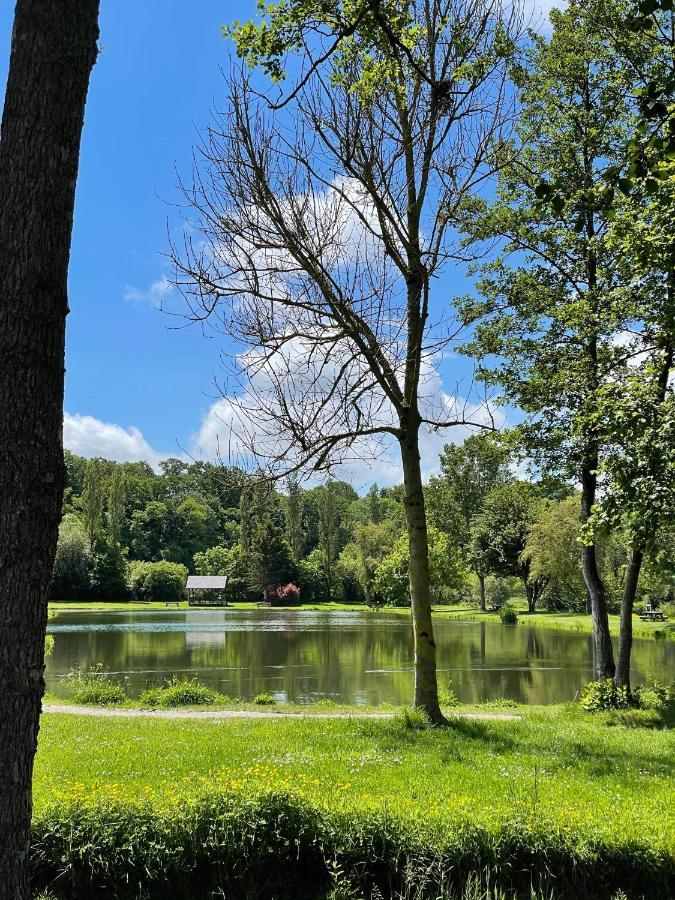 Les Etangs De Planquery Hotel Exterior photo