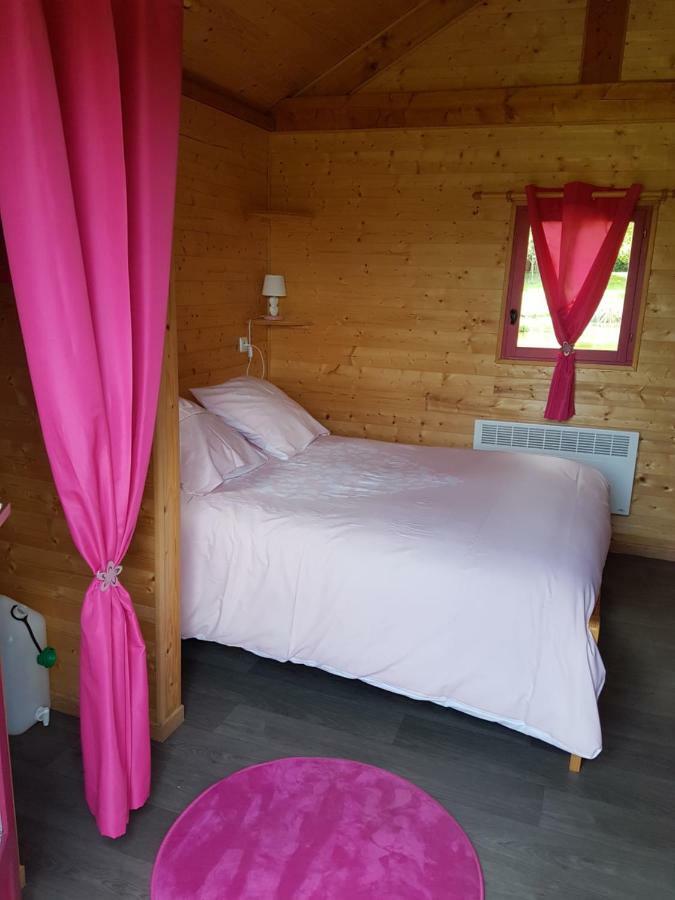 Les Etangs De Planquery Hotel Exterior photo